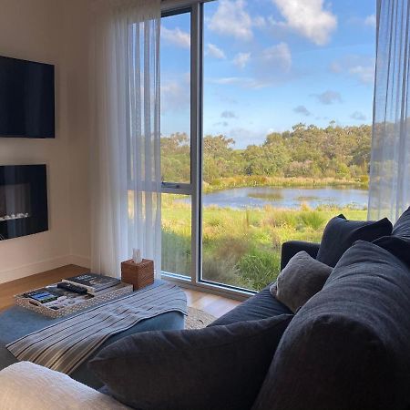 Messmates Luxury Eco Suites อินเวอร์ลอค ภายนอก รูปภาพ